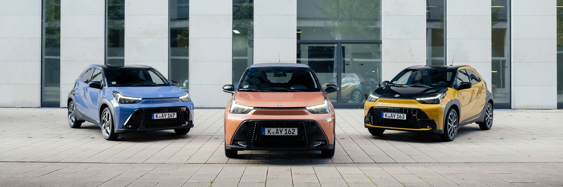 toyota-aygo-x-2025-exterieur-voorkant-hero