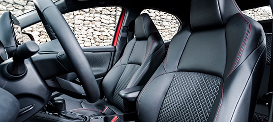 82_Volledig-nieuwe-Toyota-Yaris-zet-standaard-in-compacte-segment-555-airbag.jpg